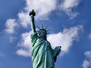 statue-of-liberty-1045266_640